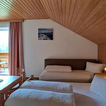 Haus Guggenberger Guest house