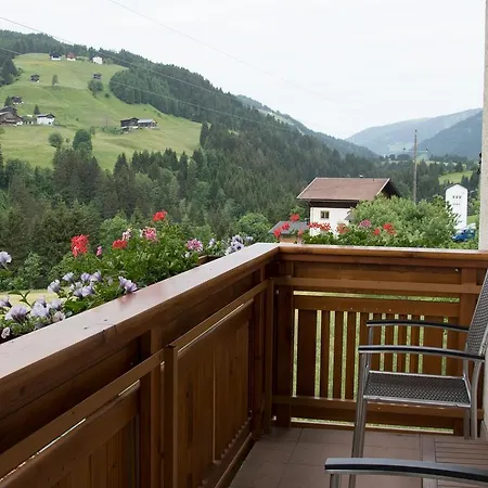 招待所 Haus Guggenberger 列兴