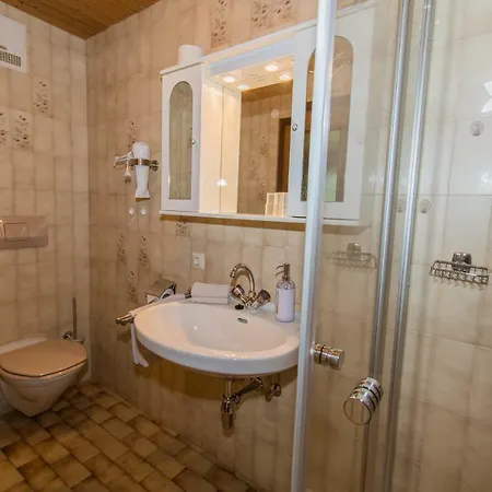 招待所 Haus Guggenberger