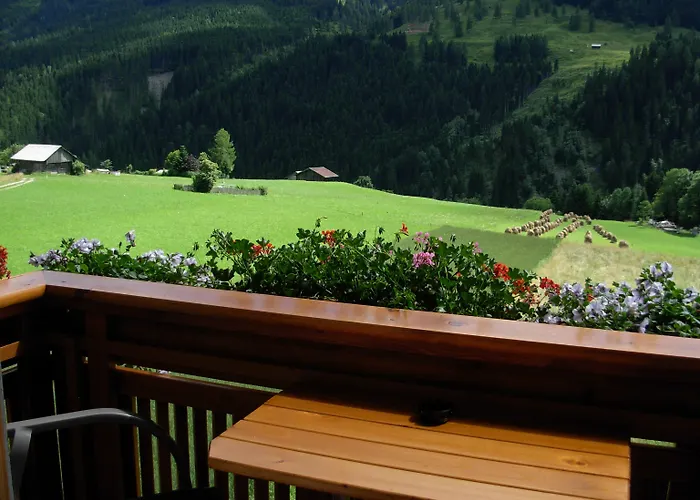 Haus Guggenberger 招待所 列兴